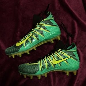 Nike Alpha Menace Elite Russell Wilson PE Football